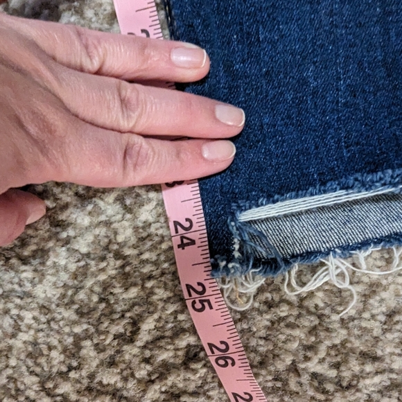 Extra High Rise Curvy Sky Hi Straight Jeans Distressed - Picture 5 of 11